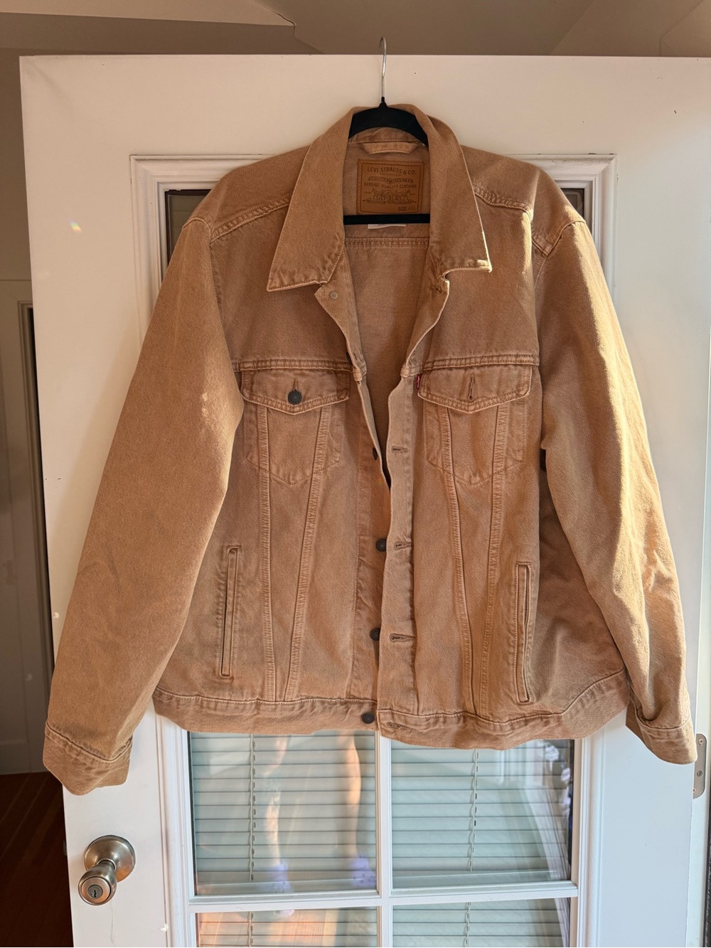 Levi’s | Classic Men's Tan Denim Jacket
